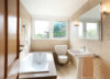 Absolute Rarität! Elegante Architekten-Villa mit grandiosem Ausblick in Bestlage - Badezimmer - Gartengeschoss