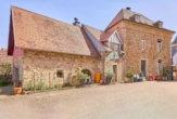 Einzigartige Gelegenheit: Wohnhaus & historische Schule in der Südpfalz - Innenhof