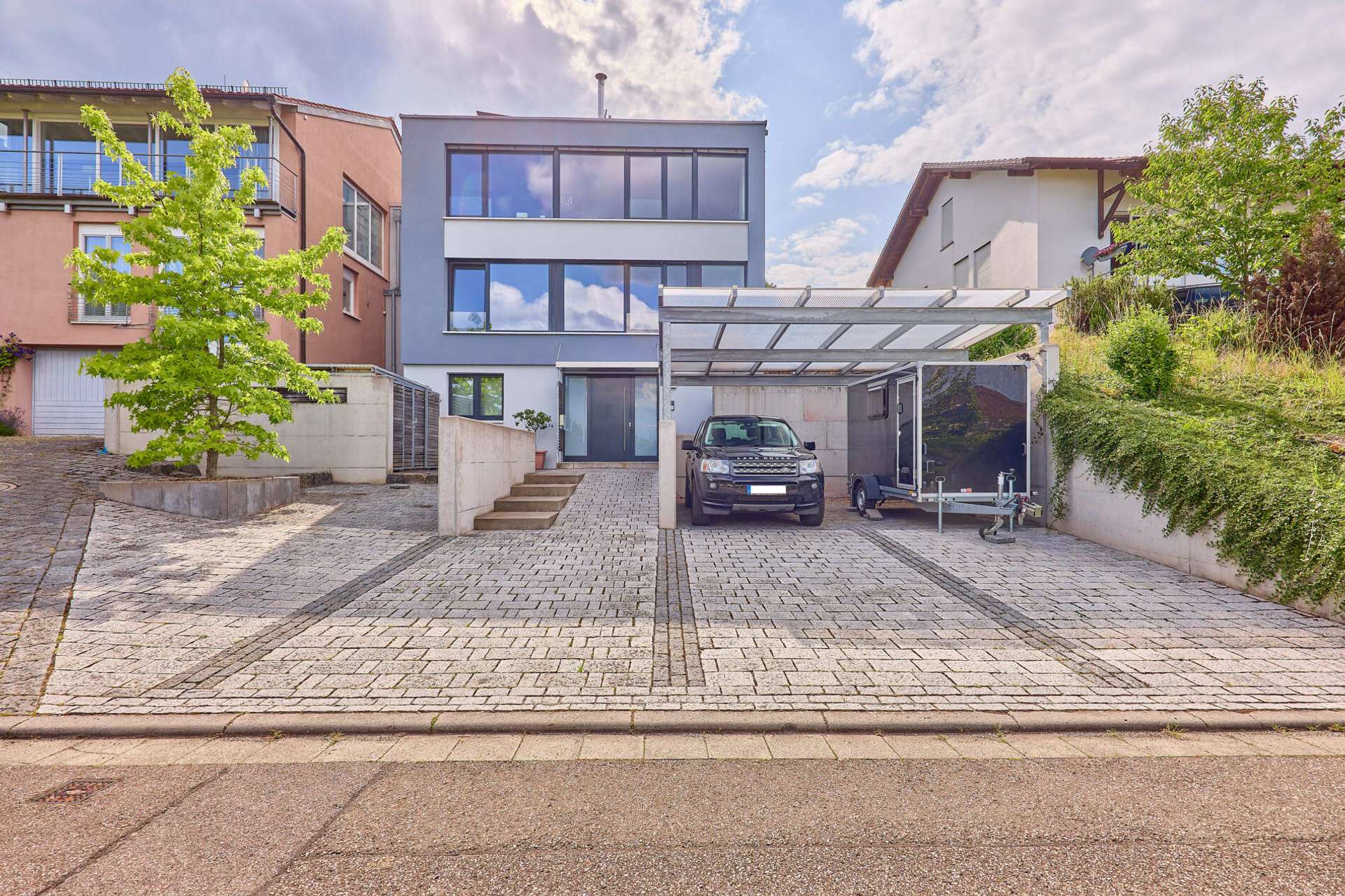 Raum für Träume – modernes Refugium mit Pool, Dachterrasse & traumhaftem Panorama, 76889 Gleiszellen-Gleishorbach, Villa