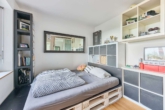 Raum für Träume – modernes Refugium mit Pool, Dachterrasse & traumhaftem Panorama - Schlafzimmer EG