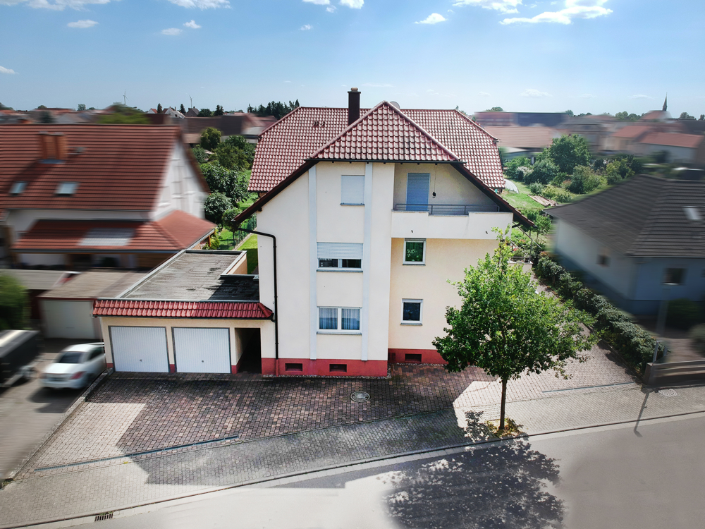 Sehr gepflegtes Mehrfamilienhaus mit sechs Wohneinheiten & weiterem Entwicklungspotenzial in Meckenheim, 67149 Meckenheim, Sonstige