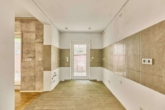 Großzügiges Einfamilienhaus am Waldrand mit Garage, Schuppen & Garten - Küche OG
