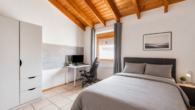 Wohn- und Geschäftshaus mit Gastronomiefläche & separater Wohneinheit - Schlafzimmer