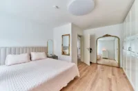 Zweifamilienhaus mit großzügig geschnittenen Wohneinheiten & flexiblem Wohnkonzept - Schlafzimmer OG