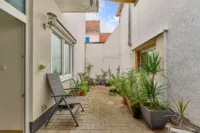 Zweifamilienhaus mit großzügig geschnittenen Wohneinheiten & flexiblem Wohnkonzept - Terrasse