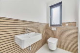 Zuhause neu erleben: Neubau-Doppelhaushälfte mit Garten im Erstbezug - Gäste-WC