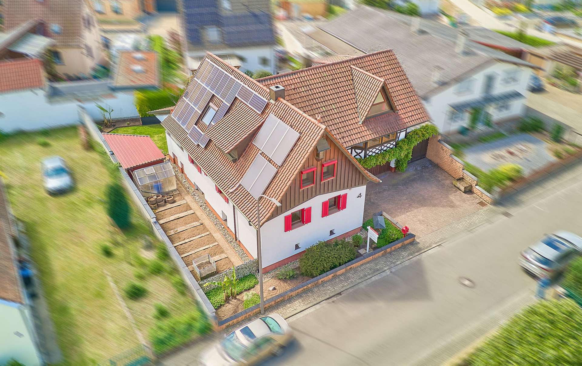 Naturnahes Wohnen mit Charakter & Wohnkomfort – Doppelgarage, Wintergarten, Kamin, PV & Solarthermie, 67376 Harthausen, Einfamilienhaus