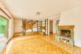 Familienidylle in ruhiger Lage – Großzügiges Reihenendhaus mit Einliegerwohnung - Wohnzimmer_EG