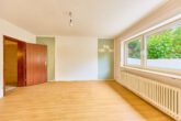 Familienidylle in ruhiger Lage – Großzügiges Reihenendhaus mit Einliegerwohnung - Schlafzimmer_ELW