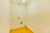 Familienidylle in ruhiger Lage – Großzügiges Reihenendhaus mit Einliegerwohnung - Küche_ELW