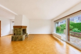 Familienidylle in ruhiger Lage – Großzügiges Reihenendhaus mit Einliegerwohnung - Wohnzimmer
