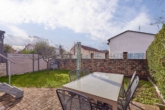 Stadtnah & naturnah leben – familienfreundliches Reihenendhaus mit Hobbyraum und schönem Garten - Terrasse