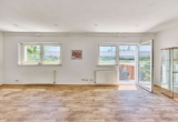 Raum zur Entfaltung auf 3 Etagen - Reihenmittelhaus mit eigenem Garten - Wohnzimmer EG