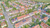 Charmantes Reihenmittelhaus mit Entwicklungspotenzial in Mannheim - Drohnenaufnahme