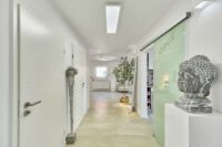 Wohnen mit Charme & Komfort - Designhaus mit Garten und Outdoor-Oase - Flur