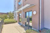 Raum für Ruhe und Stil - Moderne 3-Zimmer-Wohnung mit privatem Garten - Eingangsbereich