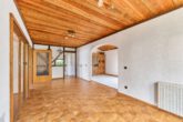 Retro-Charme trifft Raumwunder - Einfamilienhaus mit Wintergarten & großem Außenbereich - Wohn- und Esszimmer