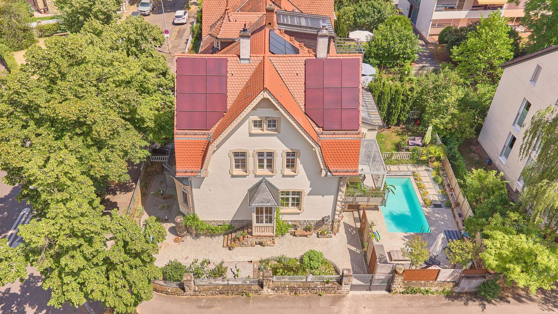 Ihr Rückzugsort in Bestlage : Stadtvilla mit Pooloase, 67434 Neustadt an der Weinstraße, Einfamilienhaus