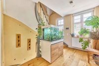 Ihr Rückzugsort in Bestlage : Stadtvilla mit Pooloase - Flur