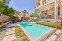 Ihr Rückzugsort in Bestlage : Stadtvilla mit Pooloase - Garten