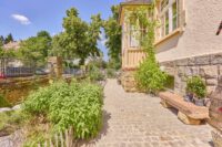 Ihr Rückzugsort in Bestlage : Stadtvilla mit Pooloase - Garten