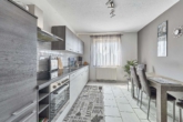Helle 2-Zimmer-Wohnung mit Balkon – Ihr neues Zuhause zum Wohlfühlen - Küche
