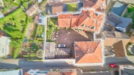 Einzigartige Gelegenheit: Wohnhaus & historische Schule in der Südpfalz - Luftaufnahme