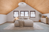 Vielseitiges Wohnhaus mit besonderem Raumkonzept, schönem Garten & Einliegerwohnung - Schlafzimmer - digitales staging