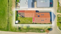 Elegant & hochwertig: modernes Einfamilienhaus mit lichtdurchflutetem Wohnkonzept - Drohnenaufnahme