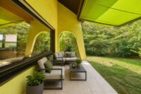 Freistehendes Wohnhaus in begehrter Feldrandlage mit familienfreundlichem Raumkonzept - Terrasse - digitales staging