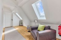 Kernsaniertes Anwesen: südliche Eleganz trifft auf modernen Wohnluxus - Dachgeschoss
