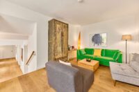 Kernsaniertes Anwesen: südliche Eleganz trifft auf modernen Wohnluxus - Wohnzimmer