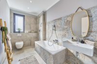 Provisionsfrei - Modern wohnen & genießen: Neubau-Doppelhaushälfte im Erstbezug - Badezimmer