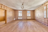 Wohnen mit Perspektive: Einfamilienhaus auf großzügigem Grundstück mit Bauplatz - Schlafzimmer
