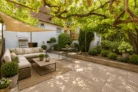 Freistehendes Einfamilienhaus mit vielseitigem Potenzial für persönliche Wohnideen - Garten_Möblierung Ki-generiert