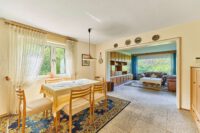 Freistehendes Einfamilienhaus mit vielseitigem Potenzial für persönliche Wohnideen - Wohn- & Esszimmer
