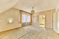 Freistehendes Einfamilienhaus mit vielseitigem Potenzial für persönliche Wohnideen - Schlafzimmer