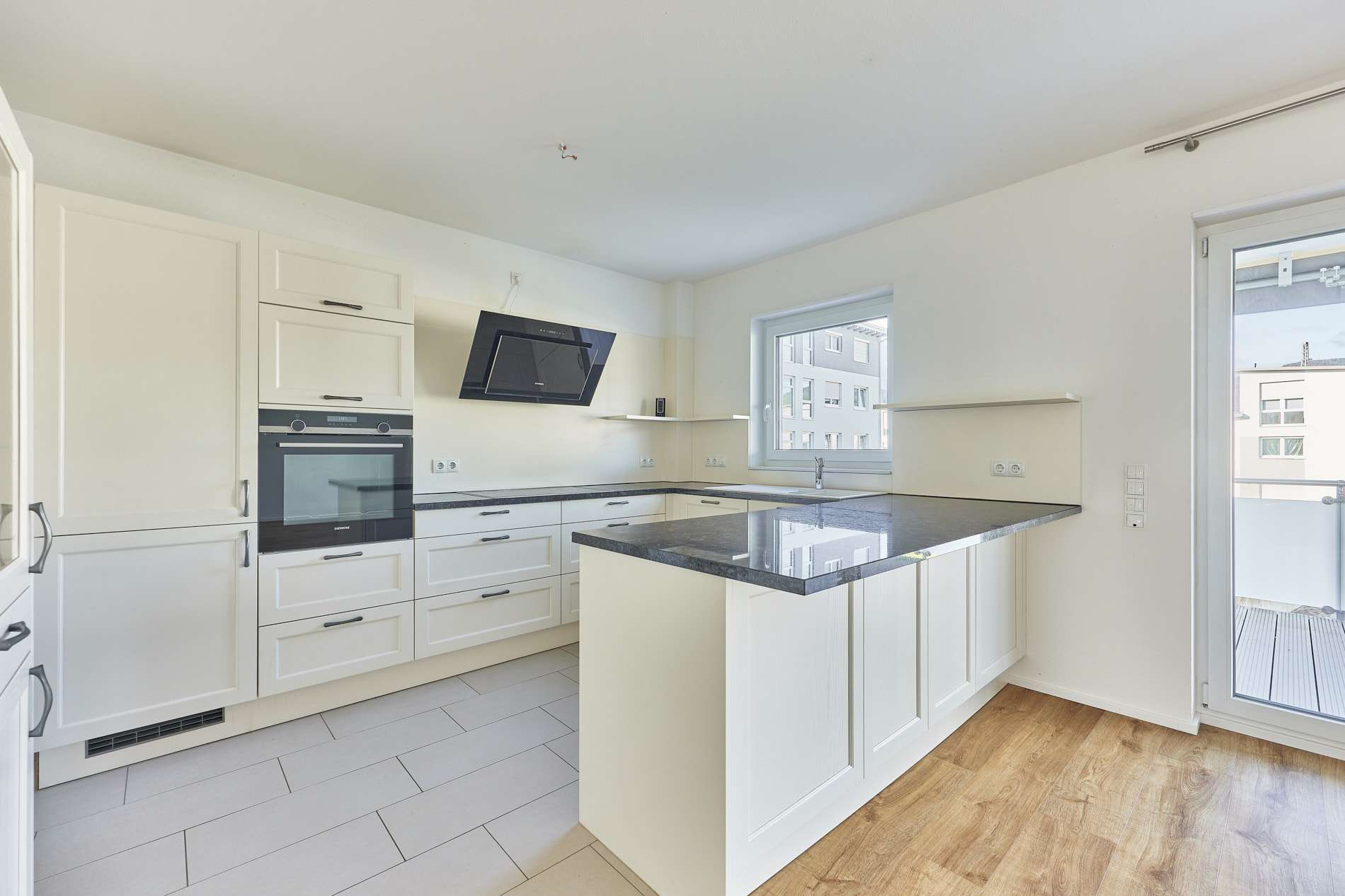 Moderne, barrierefreie 3-Zimmer-Wohnung mit Balkon im beliebten Neustadt an der Weinstraße, 67433 Neustadt an der Weinstraße, Maisonettewohnung