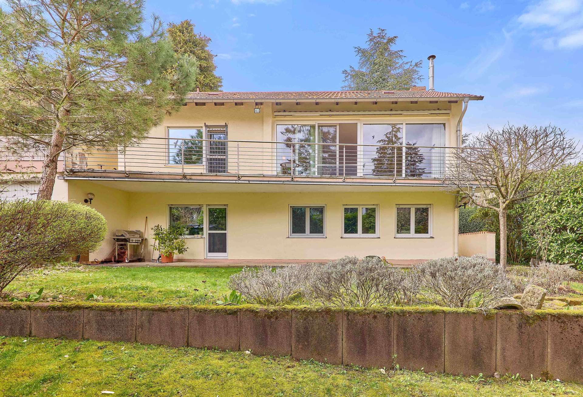 Repräsentatives Architektenhaus mit imposantem Garten & Einliegerwohnung in absoluter Spitzenlage, 67434 Neustadt an der Weinstraße, Einfamilienhaus