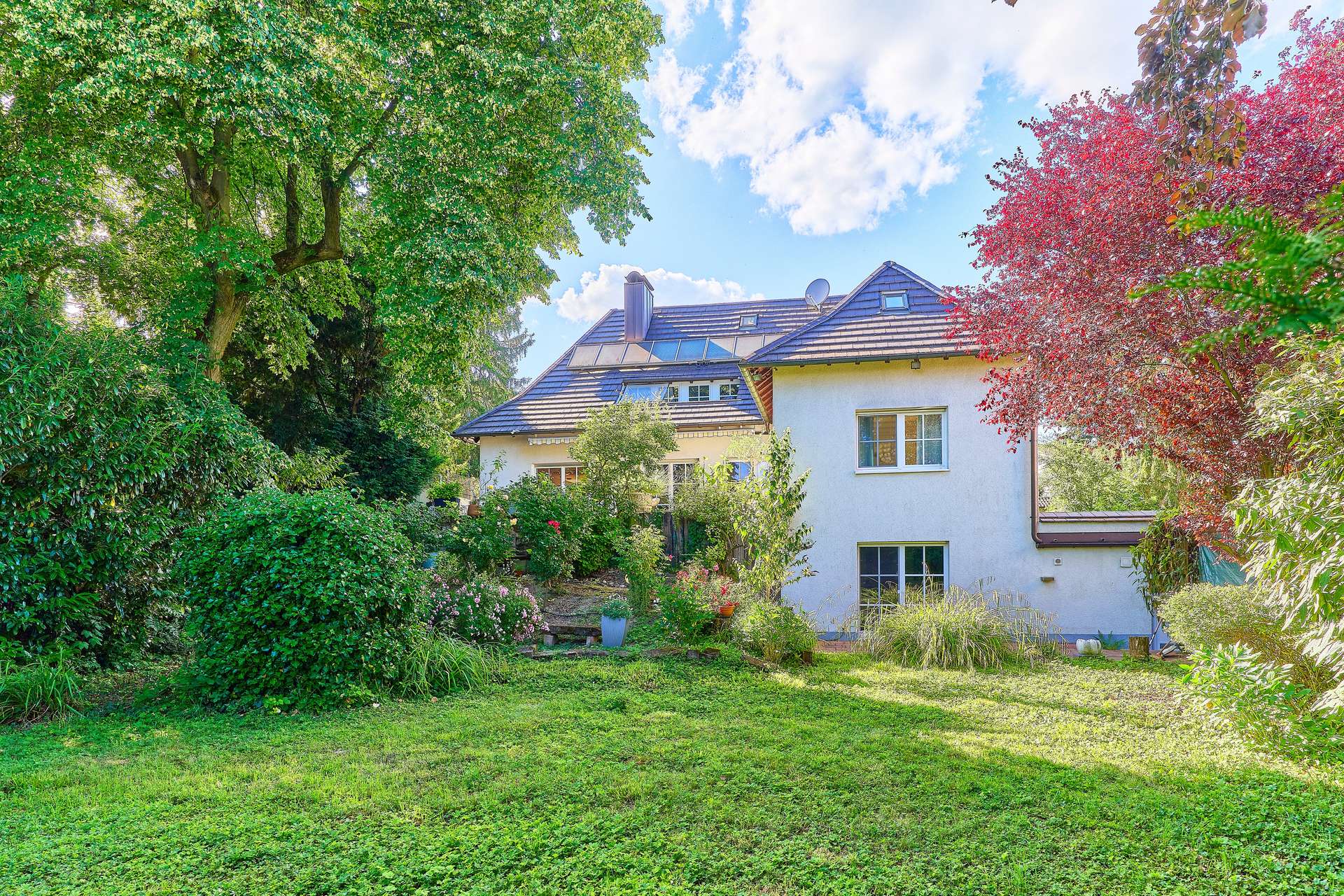 Hochwertiges Zuhause mit Einliegerwohnung & Traumgarten nahe Innenstadt, 67346 Speyer, Einfamilienhaus