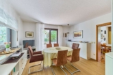 Großzügiges Zuhause mit Wintergarten, weitläufigem Außenbereich & Einliegerwohnung - Essbereich
