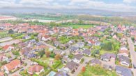 Winkelbungalow in idyllischer Lage mit viel Licht & Raum für individuelle Gestaltung - Drohnenaufnahme