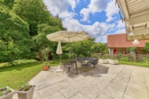 Einfamilienhaus in idyllischer Waldrandlage mit schönem Wohnambiente & traumhaftem Garten - Garten
