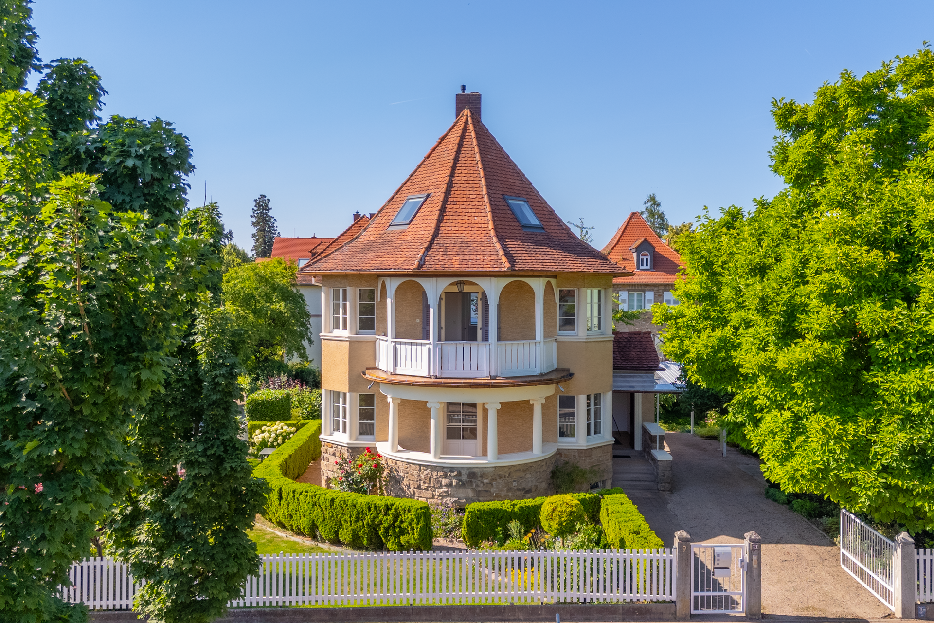 Exklusivität im Stil Metzendorfs – Villa mit einzigartigem Flair, 64646 Heppenheim (Bergstraße), Villa