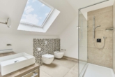 Moderne & hochwertige 4-Zimmer-Maisonette mit Galerie & Loft-Flair - Badezimmer_OG