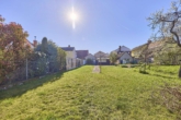 Einfamilienhaus mit weitläufigem Garten und privatem Innenhof - Garten