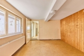 Einfamilienhaus mit weitläufigem Garten und privatem Innenhof - Arbeitszimmer