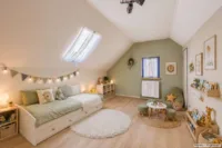 Wohnen mit Perspektive: Einfamilienhaus mit weiterem Baupotenzial - Kinderzimmer_digitales staging