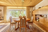 Liebevoll gepflegte Doppelhaushälfte mit zusätzlicher Einliegerwohnung - Esszimmer