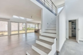 Modernes Architektenhaus in traumhafter Feldrandlage & grosszügiger Dachterrasse - Eingangsbereich